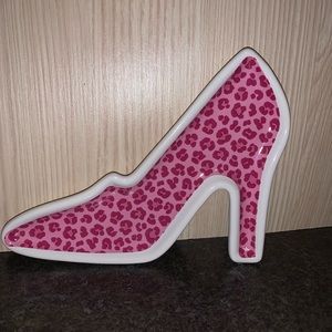 Pink cheetah jewelry holder